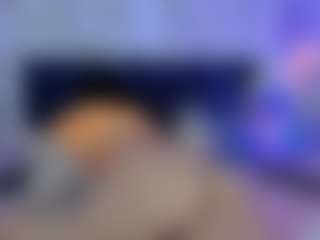 Live cam show with Emiliaa-Rosse - Mature on milfzrlive.com