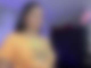 Live cam show with Emiliaa-Rosse - Cock Rating on liverealitysex.com