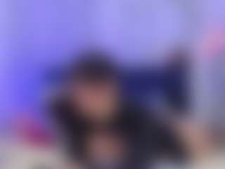 Emiliaa-Rosse's Live Sex Cam Show