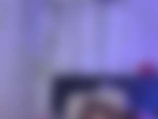 Live cam show with Emiliaa-Rosse - Bikini on makecum.org