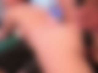 Live cam show with Danna Rouse - Blowjob on Camsoda