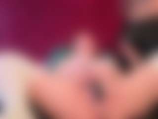 Live cam show with Danna Rouse - Foot Fetish Brown Hair on Gym Cam Girls