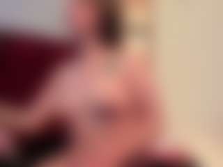 Live cam show with Danna Rouse - Ass Clapping on Camsoda