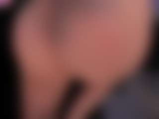 Isabella Moreau's Live Sex Cam Show