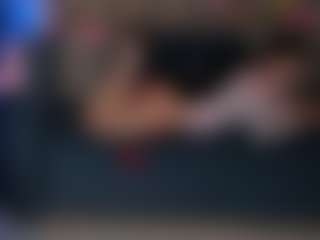 Live cam show with Isabella Moreau - Average on Camsoda