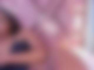 Live cam show with kandyy-brown - Ebony Petite on CamSodaAdn