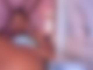 Live cam show with Averlie-Sterling - Ebony on livesuperchat.net | colombia