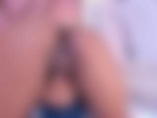 Averlie-Sterling's Live Sex Cam Show