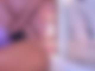 Live cam show with Averlie-Sterling - Black Petite on slutload