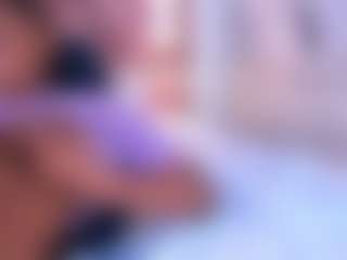Live cam show with Averlie-Sterling - Black Toys on friskycurves.com