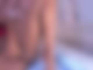 Live cam show with Averlie-Sterling - Black Small Tits on sexylive.show