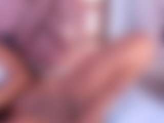 Live cam show with Averlie-Sterling - Ebony on Strip Flash - Live Sex Shows | colombia