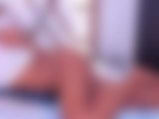 Live cam show with Averlie-Sterling - Big Ass on Dolls Live