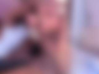 Averlie-Sterling's Live Sex Cam Show