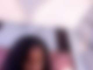Live cam show with Averlie-Sterling - Ebony Small Tits on livesuperchat.net