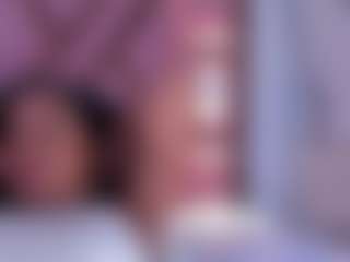 Live cam show with Averlie-Sterling - Black Petite on liverealitysex.com