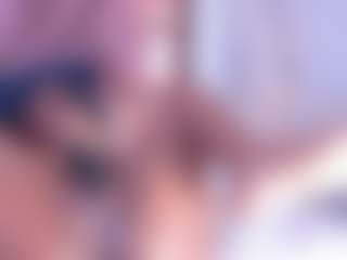 Live cam show with Averlie-Sterling - Ebony on luckytryst.com | colombia