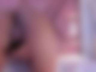 Live cam show with Averlie-Sterling - BBW Ebony on Camiplay Live
