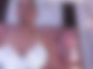 Live cam show with Averlie-Sterling - Ebony on Camsoda | colombia