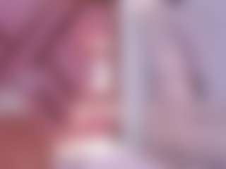 Live cam show with Averlie-Sterling - Ebony Petite on Camsoda | colombia