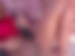Live cam show with Averlie-Sterling - Black Petite on Fit Hotties