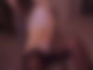 LaraCifika's Live Sex Cam Show