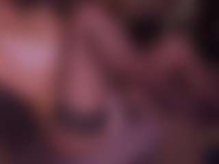 Live cam show with LaraCifika - Black Hair on Gym Cam Girls
