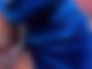 SarahYates MILF webcam performer live streaming