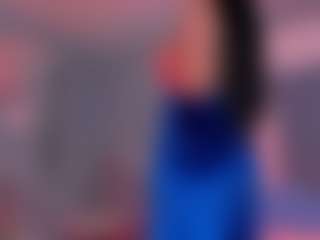 SarahYates MILF webcam performer live streaming