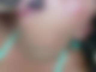 Live cam show with ScaarletFox - BBW on alttransgirls