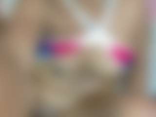 Live cam show with ScaarletFox - Curvy on Camiplay Live