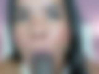 Live cam show with ScaarletFox - Oil on Free Soda