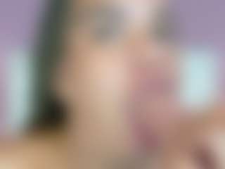 Live cam show with ScaarletFox - Ebony on Camsoda | colombia