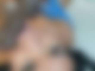 Live cam show with ScaarletFox - Black Petite on liverealitysex.com