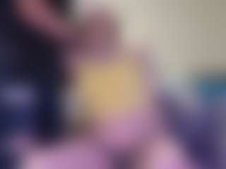 Live cam show with Stonervixen1014 - Tease on Camsoda