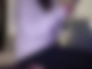 Live cam show with Stonervixen1014 - Moaning on eurowanks.com
