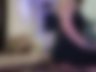 Live cam show with Stonervixen1014 - Moaning on SmokeAndPoke
