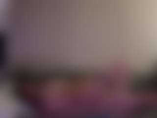 Live cam show with Stonervixen1014 - Flashing on instabang