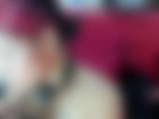 Live cam show with Chloe-Fosster - Brown Eyes on StripNow