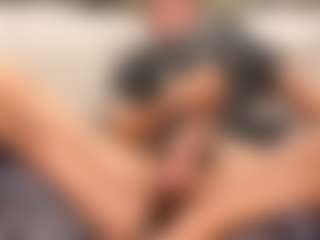 Live cam show with joeiandola - Cock Rating on Milfs Live