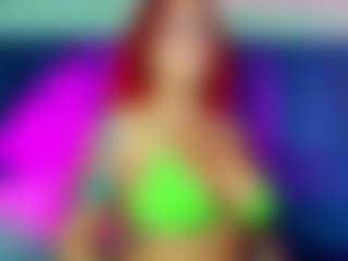 Live cam show with BellatrixSoul - Shaved Pussy on Camsoda