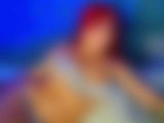 Live cam show with BellatrixSoul - Athletic BBW on StripNow