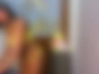 Live cam show with CindyWalton - Camel Toe on Gym Cam Girls