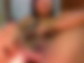 Live cam show with CindyWalton - Camel Toe on Gym Cam Girls