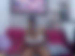 Live cam show with KarenBis - Average on nudelive.tv