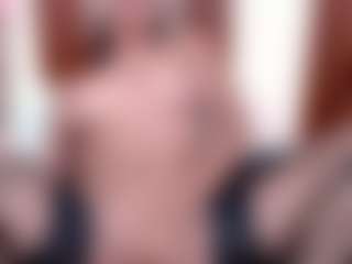 Live cam show with kimberly18cute - Double Penetration on Soda Cam
