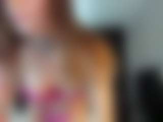 Live cam show with WetPrincessZelda - Ass To Mouth on TeamSkeetLive