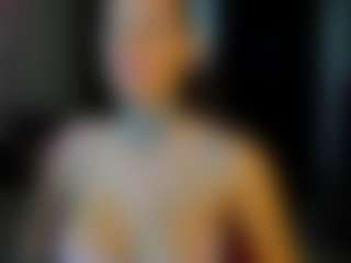 WetPrincessZelda's Live Sex Cam Show