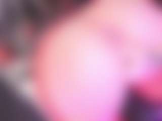 Live cam show with alondra-milff - Blonde Hair Middle Aged on sexylive.show