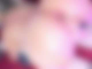 Live cam show with alondra-milff - Camel Toe on Uber Horny